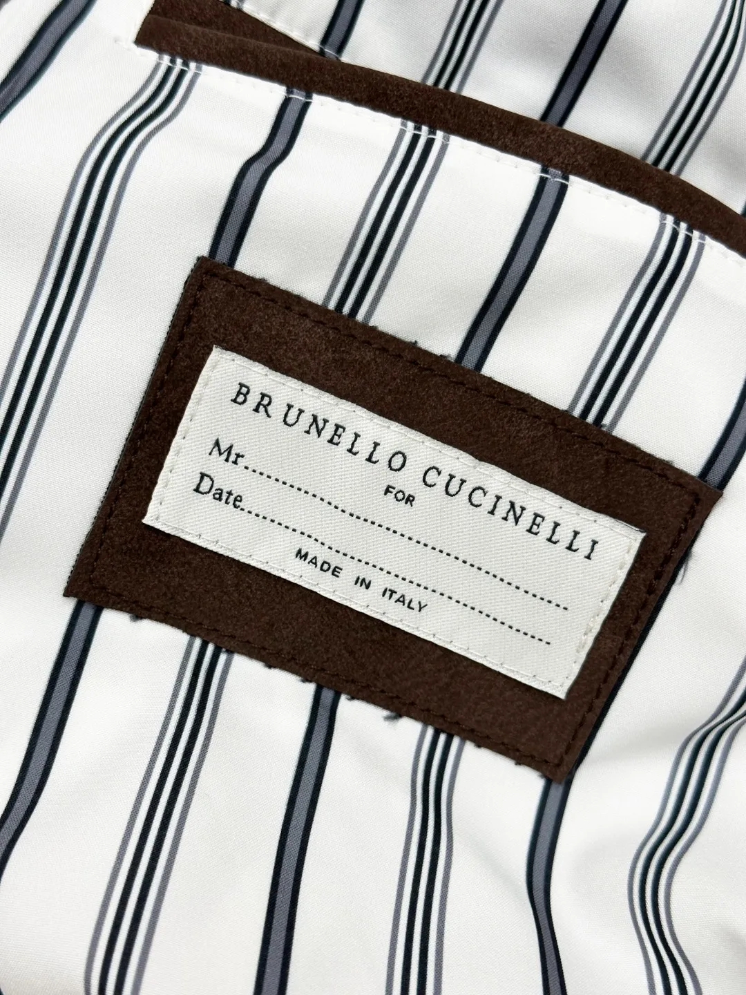 Brown details